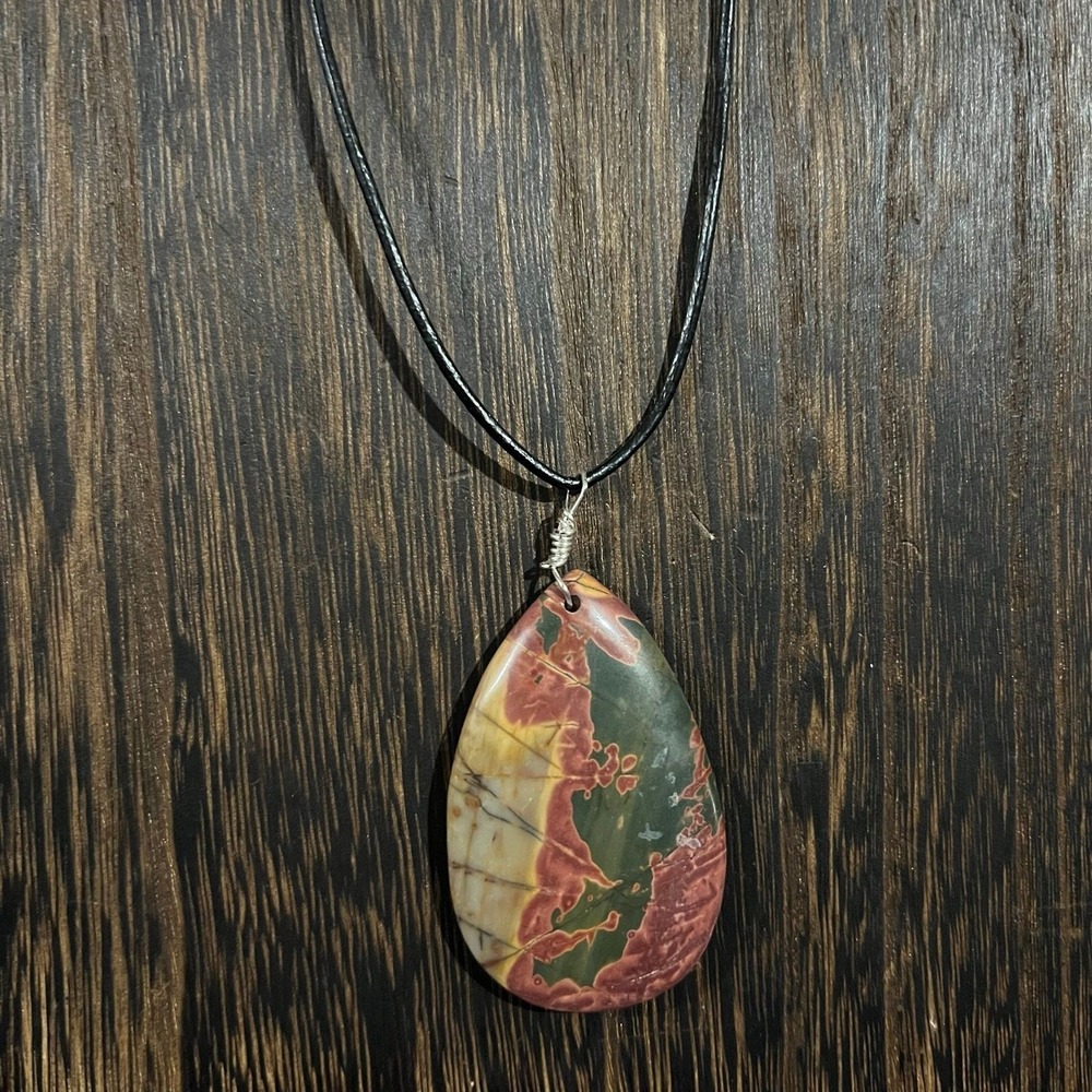 Red Creek Jasper Pendant Necklace Unisex OS Multicolor Gemstone